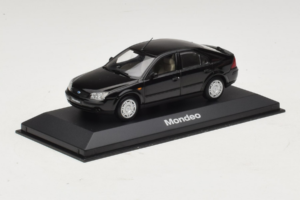 Ford Mondeo Mk3 Negro Minichamps 1:43 MONDEO004 Metal - imagen 2 de 4