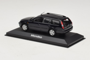 Ford Mondeo Mk3 Touring Negro Minichamps 1:43 MONDEO003 Metal - imagen 3 de 4