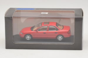 Ford Mondeo Mk1 Sedan Rojo Minichamps 1:43 82000 Metal - imagen 4 de 4