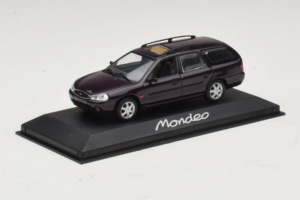 Ford Mondeo Mk1 Turnier Dark Blue Metallic Minichamps 1:43 43306312 Metal - imagen 2 de 4