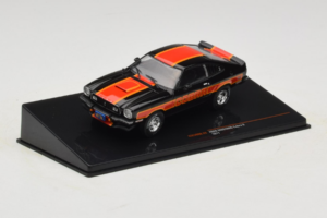 Ford Mustang Cobra II Negro IXO 1:43 CLC599N Metal - imagen 2 de 4