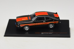 Ford Mustang Cobra II Negro IXO 1:43 CLC599N Metal