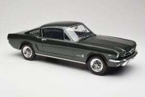 Ford Mustang Fastback Ivy Green Otto 1:12 G079 Resina - imagen 4 de 6
