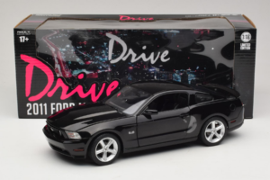 Ford Mustang GT Negro Drive Movie GreenLight 1:18 13609 Metal - imagen 8 de 8