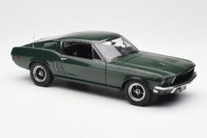 Ford Mustang GT Bullitt Verde AUTOart 1:18 72812 Metal - imagen 6 de 8