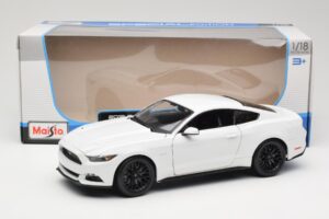 Ford Mustang GT S550 Blanco Maisto 1:18 31197 Metal - imagen 8 de 8