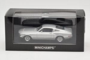 Ford Mustang GT Plata Minichamps 1:43 FORD001 Metal - imagen 4 de 4