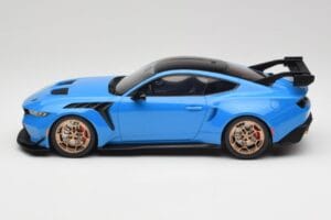 Ford Mustang GTD Antimatter Blue Metallic GT Spirit 1:18 GT473 Resina - imagen 3 de 6