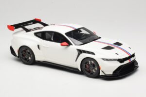 Ford Mustang GTD S650 Spirit of America Performance White GT Spirit 1:18 GT956 Resina - imagen 4 de 6
