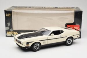 Ford Mustang Mach 1 Blanco Sun Star 1:18 3602 Metal - imagen 8 de 8