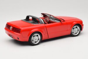 Ford Mustang S197 GT Descapotable Rojo Beanstalk Group 1:18 FOR10016R Metal - imagen 3 de 8