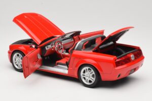 Ford Mustang S197 GT Descapotable Rojo Beanstalk Group 1:18 FOR10016R Metal - imagen 5 de 8