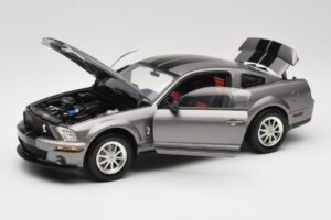 Ford Mustang S197 Shelby GT500 40th Anniversary Gris Shelby Collectibles 1:18 DC075005 Metal - imagen 2 de 8
