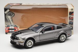 Ford Mustang S197 Shelby GT500 40th Anniversary Gris Shelby Collectibles 1:18 DC075005 Metal - imagen 8 de 8