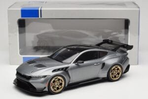 Ford Mustang S650 GTD Metallic Grey IXO 1:18 MCG18576 Metal - imagen 6 de 6