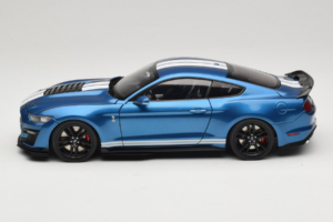 Ford Mustang Shelby GT500 S550 Atlas Blue Metallic IXO 1:18 18RDC244-FO Metal - imagen 4 de 8