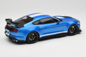 Ford Mustang Shelby GT500 S550 Azul GT Spirit 1:18 GT268 Resina - imagen 2 de 6