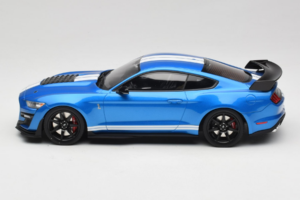 Ford Mustang Shelby GT500 S550 Azul GT Spirit 1:18 GT268 Resina - imagen 3 de 6