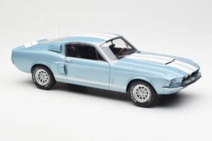 Ford Mustang Shelby GT500 Azul Claro Metalizado Con Franjas Blancas AUTOart 1:18 72907 Metal - imagen 6 de 8