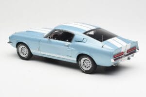 Ford Mustang Shelby GT500 Azul Claro Metalizado Con Franjas Blancas AUTOart 1:18 72907 Metal - imagen 7 de 8