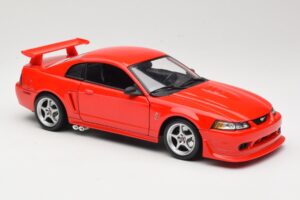 Ford Mustang SVT Cobra R SN95 Rojo Maisto 1:18 531872 Metal - imagen 6 de 8