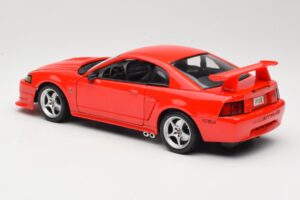 Ford Mustang SVT Cobra R SN95 Rojo Maisto 1:18 531872 Metal - imagen 7 de 8