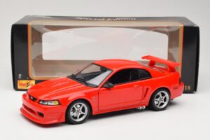 Ford Mustang SVT Cobra R SN95 Rojo Maisto 1:18 531872 Metal - imagen 8 de 8