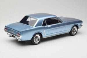 Ford Mustang V8 Hardtop Pony GT Silver Blue GT Spirit 1:12 G089 Resina - imagen 2 de 6