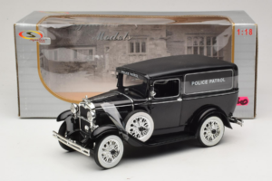 Ford Panel Car Police Patrol Signature Models 1:18 18143 Metal - imagen 6 de 6
