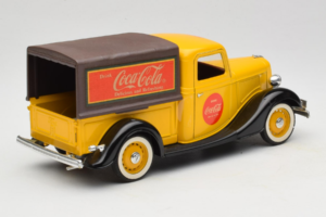 Ford Pick Up Michelin Solido 1:18 8024 Metal - imagen 3 de 8