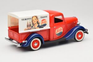 Ford Pickup Truck Pepsi-Cola Solido 1:18 99053 Metal - imagen 3 de 8