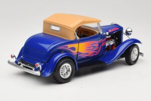Ford Roadster Street Rod Azul with Fire Road Signature 1:18 92249 Metal - imagen 3 de 8