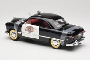 Ford Sedan Washington State Police Solido 1:18 8158 Metal - imagen 7 de 8