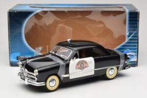Ford Sedan Washington State Police Solido 1:18 8158 Metal - imagen 8 de 8