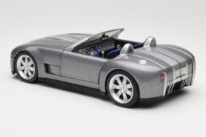 Shelby Cobra Descapotable Grey Metallic Hot Wheels 1:18 G7220 Metal - imagen 7 de 8