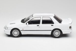 Ford Sierra RS Cosworth 4x4 Blanco MCG 1:18 MCG18353 Metal - imagen 3 de 6