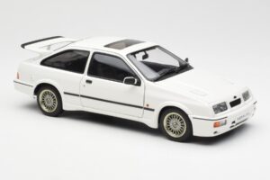 Ford Sierra RS Cosworth Blanco AUTOart 1:18 72862 Metal - imagen 6 de 8