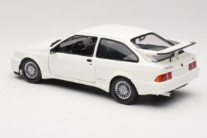 Ford Sierra RS Cosworth Blanco Minichamps 1:18 150084000 Metal - imagen 7 de 8