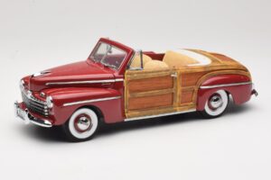 Ford Sportsman Rojo Road Signature 1:18 20048 Metal