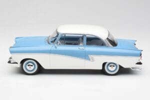 Ford Taunus 17M P2 Azul Claro & Blanco BoS Models 1:18 BOS019 Metal - imagen 3 de 6