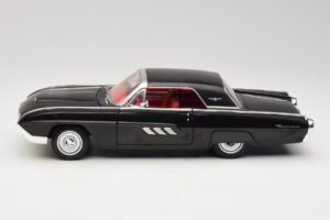 Ford Thunderbird Negro Anson 1:18 30344 Metal - imagen 4 de 8