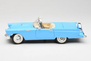 Ford Thunderbird Descapotable Azul Road Signature 1:18 92358 Metal - imagen 4 de 8
