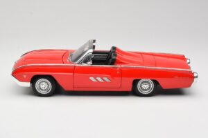 Ford Thunderbird Descapotable Rojo Anson 1:18 30334 Metal - imagen 4 de 8
