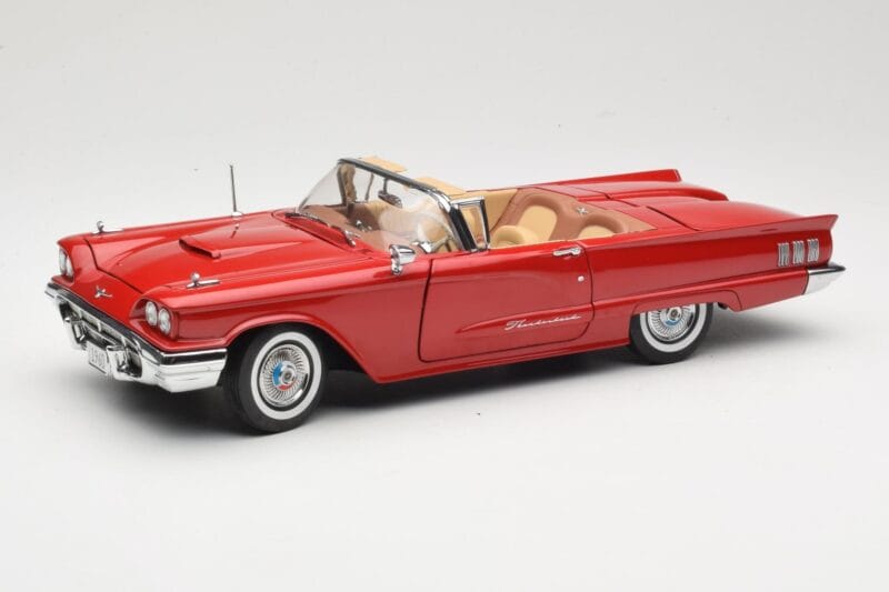 Ford Thunderbird Descapotable Rojo Sun Star 1:18 4311 Metal