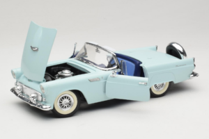 Ford Thunderbird Verde Revell 1:18 8804-G1 Metal - imagen 2 de 8