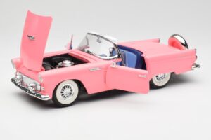Ford Thunderbird Rosa Revell 1:18 8804 Metal - imagen 2 de 8