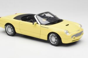 Ford Thunderbird Show Car Amarillo Maisto 1:18 50335 Metal - imagen 6 de 8