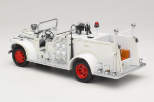 GMC Camión de Bomberos Blanco Road Signature 1:18 20068 Metal - imagen 7 de 9