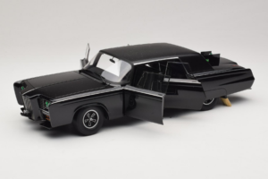Chrysler Imperial Black Beauty Green Hornet TV Series AUTOart 1:18 71546 Metal - imagen 2 de 8