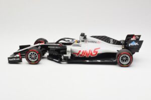 Haas VF-20 #8 R. Grosjean Bahrain GP 2020 Minichamps 1:18 110201508 Metal - imagen 3 de 6